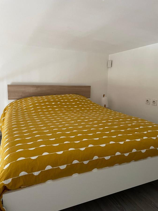 Immeuble Les Perdrix Apartment Quimper Luaran gambar